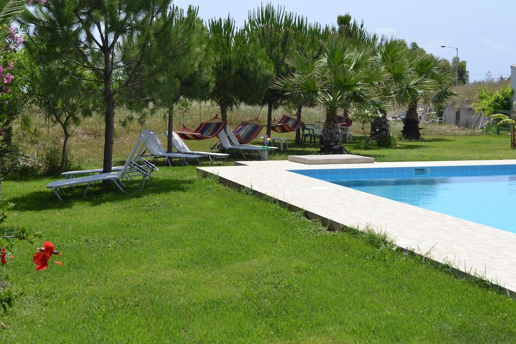 גנאדי Petasos Apartments 1 מראה חיצוני תמונה