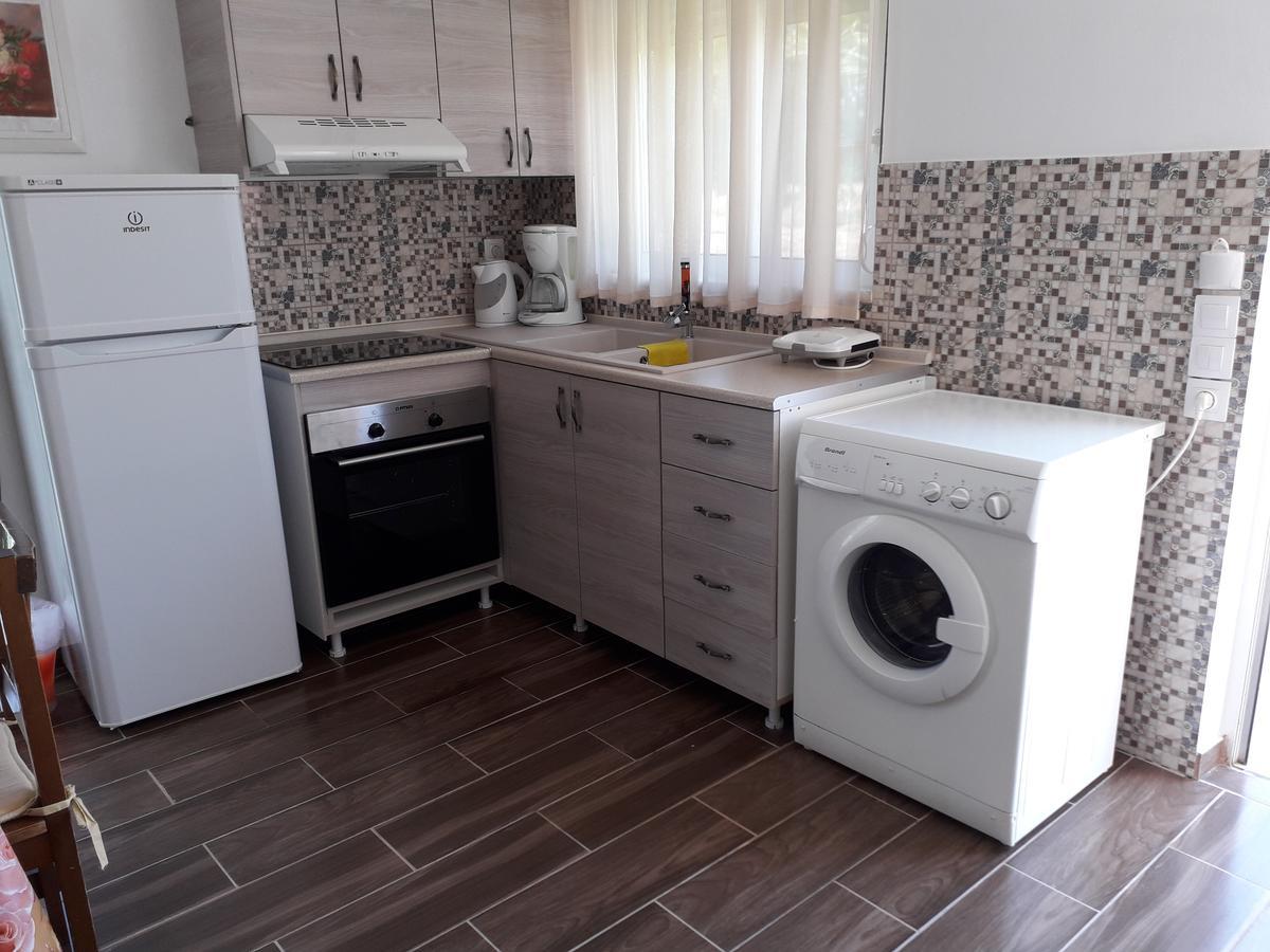גנאדי Petasos Apartments 1 מראה חיצוני תמונה