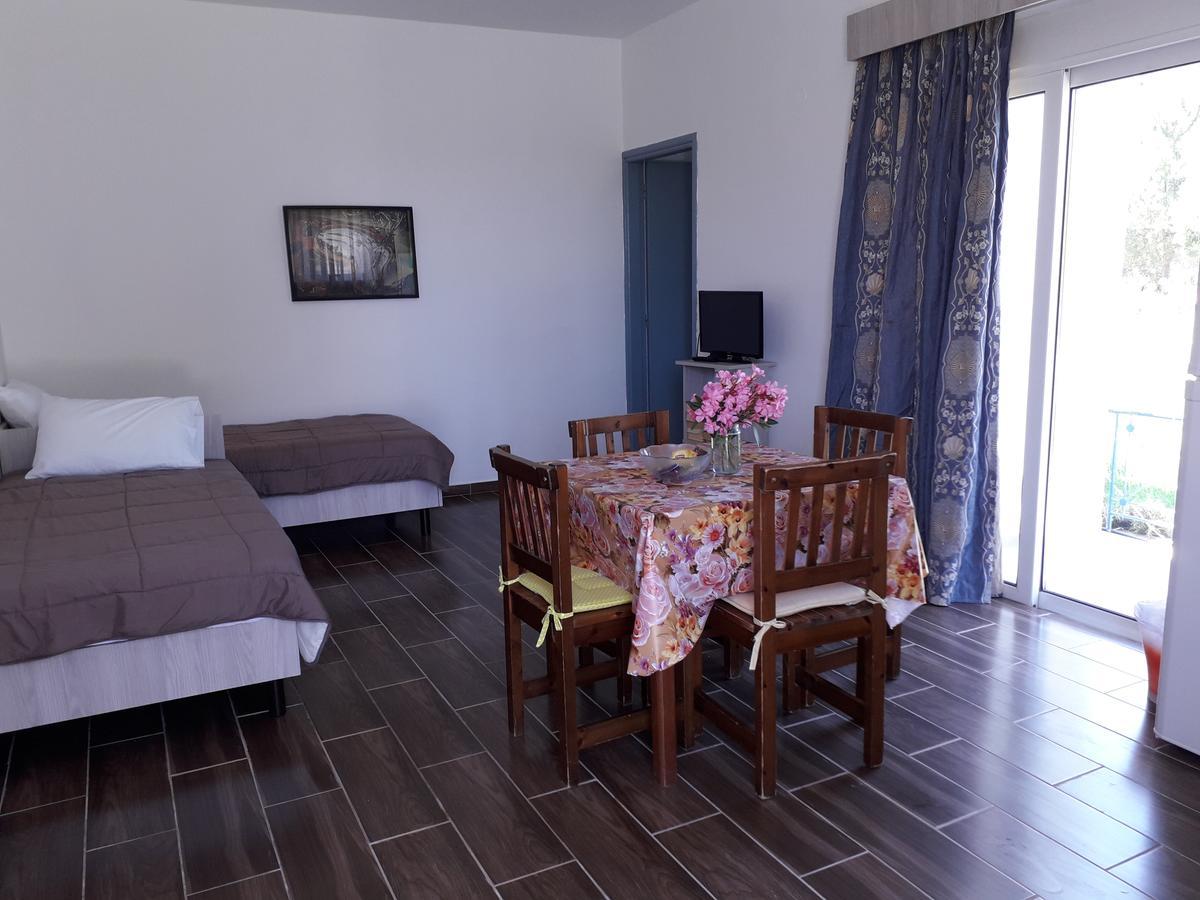 גנאדי Petasos Apartments 1 מראה חיצוני תמונה