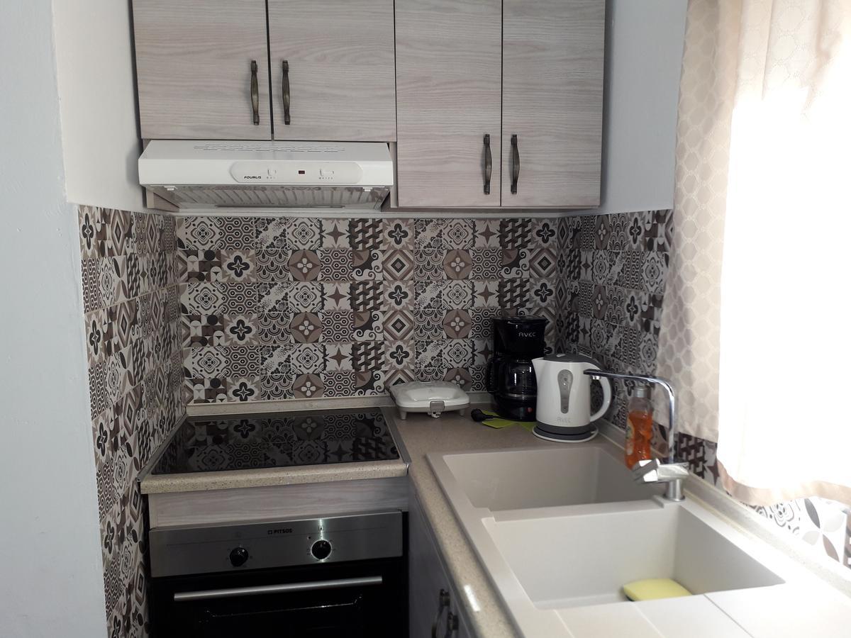 גנאדי Petasos Apartments 1 מראה חיצוני תמונה